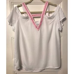 Airy White Top with Pink Accent